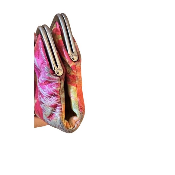 Artsy Hobo International Floral Clutch Leather Wallet  Kiss Lock Closure & Pink - Picture 10 of 10